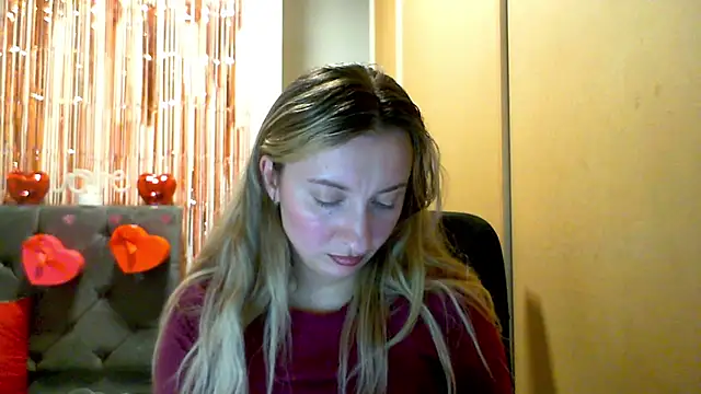 SusanCurt online show from February 16, 2026, 5:33 pm