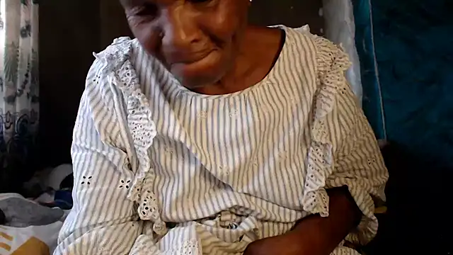 Snapshot of NaughtyGranny chatting on June 13, 2026, 11:41 am NaughtyGranny online show from June 13, 2026, 11:41 am