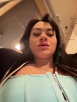 Wet  Bunny online show from February 18, 2025, 6:37 am