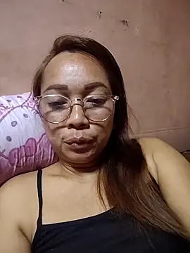 asianwet4u online show from September 29, 2025, 2:34 pm