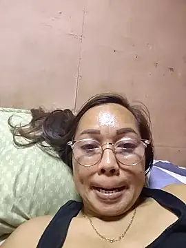 asianwet4u online show from September 11, 2025, 1:33 pm