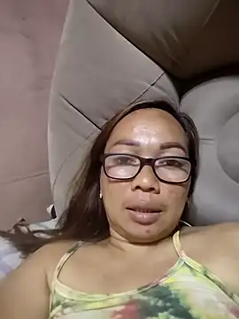 asianwet4u online show from December 5, 2025, 3:21 pm