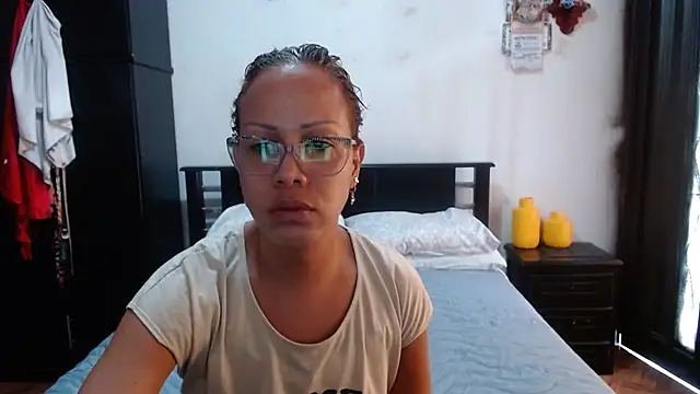 Snapshot of sensual_nataliee chatting on October 13, 2025, 2:07 pm sensual nataliee online show from October 13, 2025, 2:07 pm