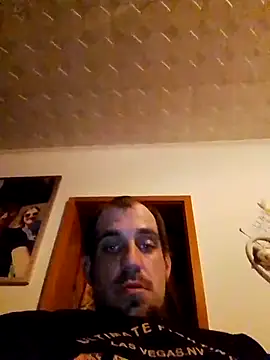 Codymc89 online show from February 5, 2026, 2:40 am