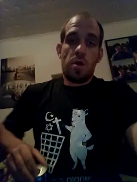 Codymc89 online show from June 3, 2026, 10:58 pm