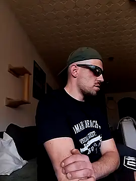 Codymc89 online show from March 4, 2026, 1:52 pm