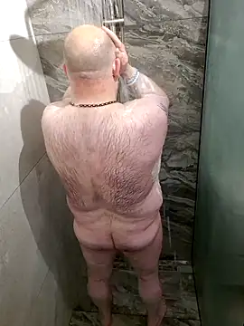 Snapshot of Bibear197511 chatting on October 4, 2025, 10:39 am Bibear197511 online show from October 4, 2025, 10:39 am