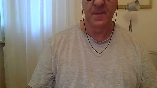 ANONIMO7735 online show from September 13, 2025, 5:07 am