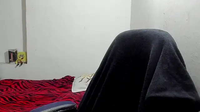 Snapshot of pink_dustt chatting on March 3, 2026, 11:45 pm pink dustt online show from March 3, 2026, 11:45 pm