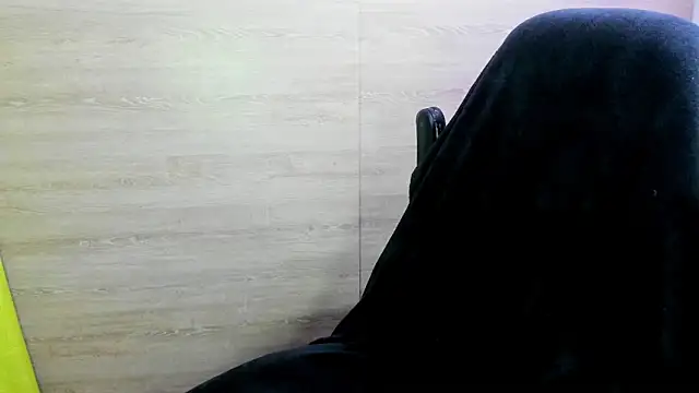 pink dustt online show from October 7, 2025, 2:12 am