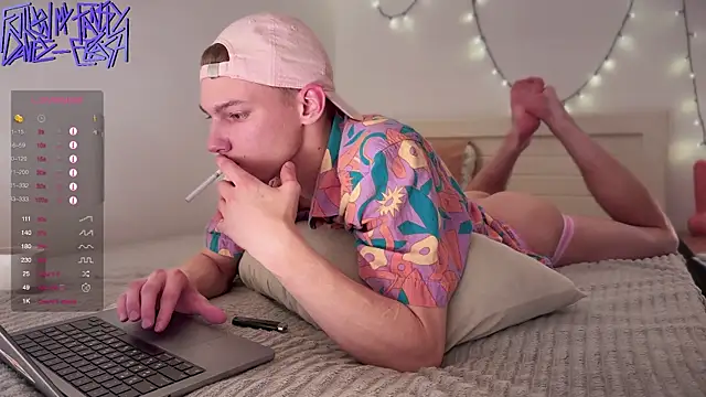 Snapshot of davey_ebash chatting on September 27, 2025, 6:25 pm davey ebash online show from September 27, 2025, 6:25 pm