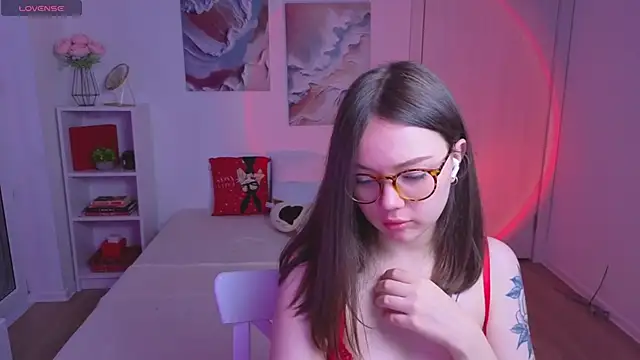 Snapshot of MilenaSaint chatting on October 23, 2025, 3:27 am MilenaSaint online show from October 23, 2025, 3:27 am