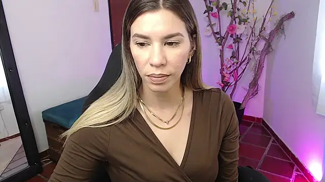 ms sofia x online show from September 25, 2025, 3:40 pm