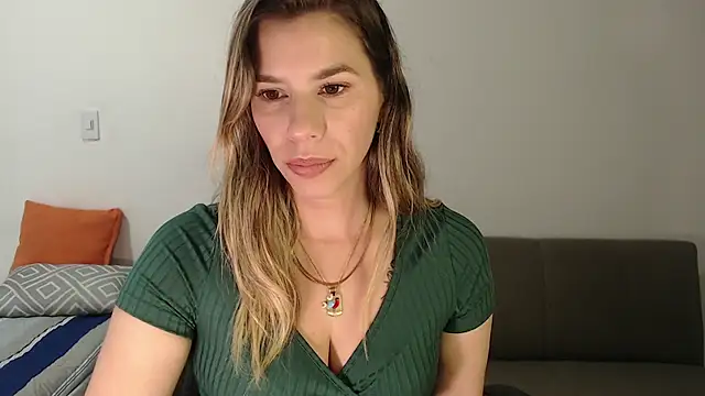 ms sofia x online show from October 1, 2025, 10:57 pm