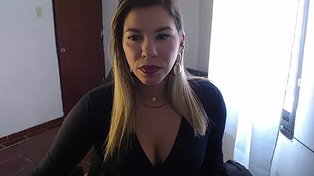 ms sofia x online show from February 19, 2025, 4:55 pm