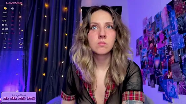 Snapshot of HotaruTomo chatting on October 23, 2025, 8:29 pm HotaruTomo online show from October 23, 2025, 8:29 pm