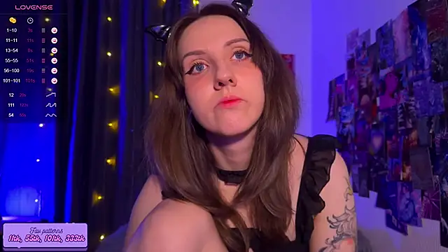 Snapshot of HotaruTomo chatting on November 2, 2025, 4:28 am HotaruTomo online show from November 2, 2025, 4:28 am