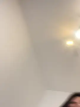 Snapshot of LalieFR chatting on December 18, 2025, 9:40 pm LalieFR online show from December 18, 2025, 9:40 pm