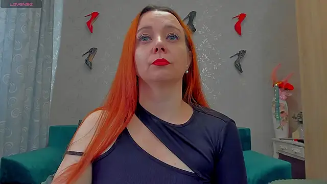 Snapshot of emilianna666 chatting on October 14, 2025, 7:20 am emilianna666 online show from October 14, 2025, 7:20 am