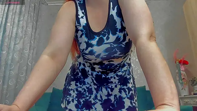 Snapshot of emilianna666 chatting on October 17, 2025, 11:56 am emilianna666 online show from October 17, 2025, 11:56 am