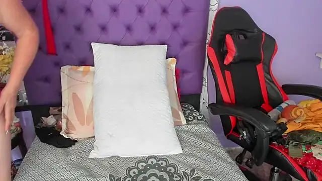 Snapshot of Margoth_clain chatting on October 31, 2025, 12:57 pm Margoth clain online show from October 31, 2025, 12:57 pm