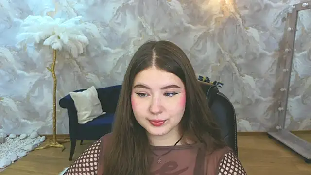 Snapshot of NicoleFoxery chatting on September 19, 2025, 6:23 pm NicoleFoxery online show from September 19, 2025, 6:23 pm