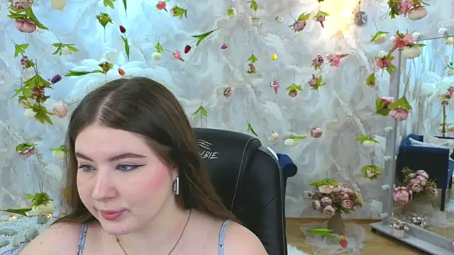 NicoleFoxery online show from March 12, 2026, 3:23 am