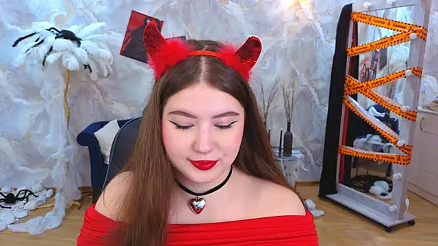 Snapshot of NicoleFoxery chatting on October 28, 2025, 3:29 am NicoleFoxery online show from October 28, 2025, 3:29 am