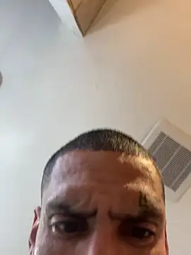 Prettyboiflaco online show from March 2, 2025, 8:48 am