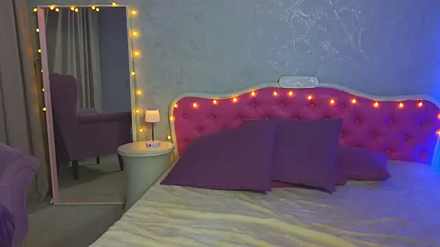 Snapshot of Ariana_Petite chatting on February 23, 2025, 11:14 pm Ariana Petite online show from February 23, 2025, 11:14 pm