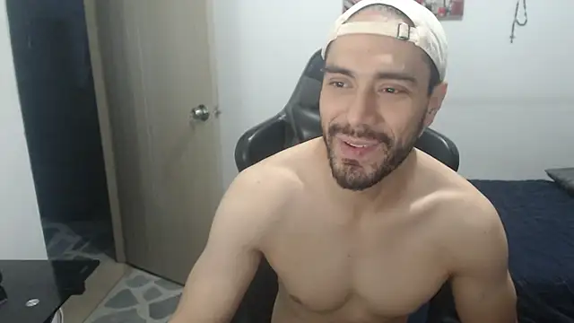 samuelgarcia  online show from April 18, 2026, 9:55 am