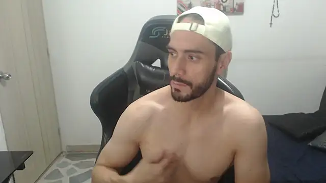 Snapshot of samuelgarcia_ chatting on September 22, 2025, 10:32 am samuelgarcia online show from September 22, 2025, 10:32 am