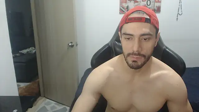 samuelgarcia  online show from March 8, 2026, 10:07 am