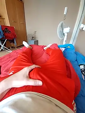 Snapshot of MlodyDres chatting on September 23, 2025, 10:00 am MlodyDres online show from September 23, 2025, 10:00 am