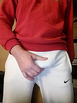 Snapshot of MlodyDres chatting on October 28, 2025, 5:34 pm MlodyDres online show from October 28, 2025, 5:34 pm