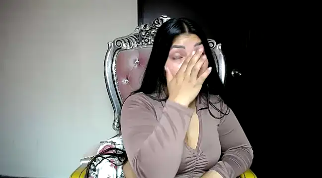 holly20a online show from March 1, 2025, 12:56 pm