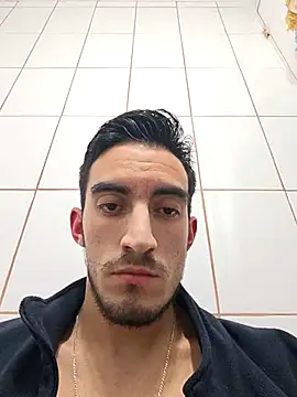 Snapshot of TommyMomentum chatting on September 22, 2025, 5:24 am TommyMomentum online show from September 22, 2025, 5:24 am