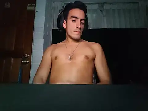 TommyMomentum online show from March 17, 2026, 4:37 am