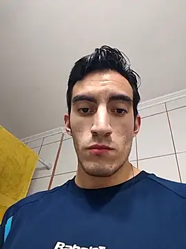 Snapshot of TommyMomentum chatting on October 3, 2025, 4:58 am TommyMomentum online show from October 3, 2025, 4:58 am