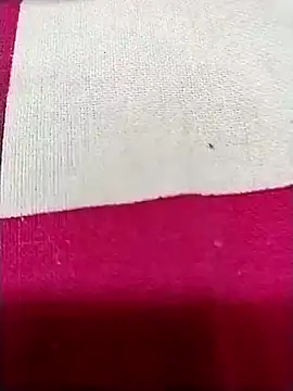 Snapshot of tz143143 chatting on December 23, 2024, 6:48 pm tz143143 online show from December 23, 2024, 6:48 pm