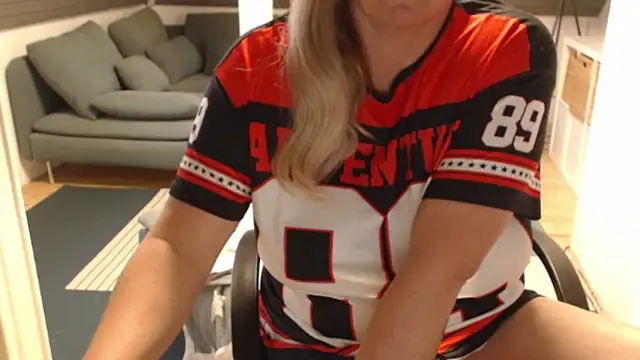 KimMitchelli online show from January 8, 2026, 12:55 pm