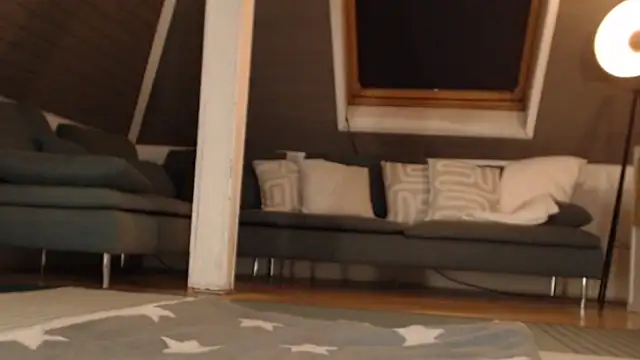 Snapshot of KimMitchelli chatting on October 7, 2025, 9:05 pm KimMitchelli online show from October 7, 2025, 9:05 pm