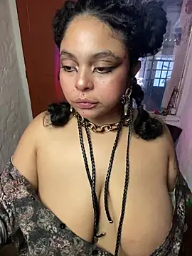 PrincessLauren420 online show from January 27, 2025, 5:37 pm