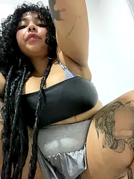 Snapshot of PrincessLauren420 chatting on September 22, 2025, 11:55 pm PrincessLauren420 online show from September 22, 2025, 11:55 pm