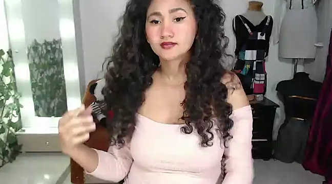 Snapshot of Petite_schoolgirlx chatting on March 18, 2025, 2:08 am Petite schoolgirlx online show from March 18, 2025, 2:08 am