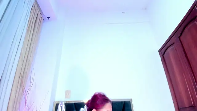 JupiteFox online show from February 14, 2026, 1:06 am