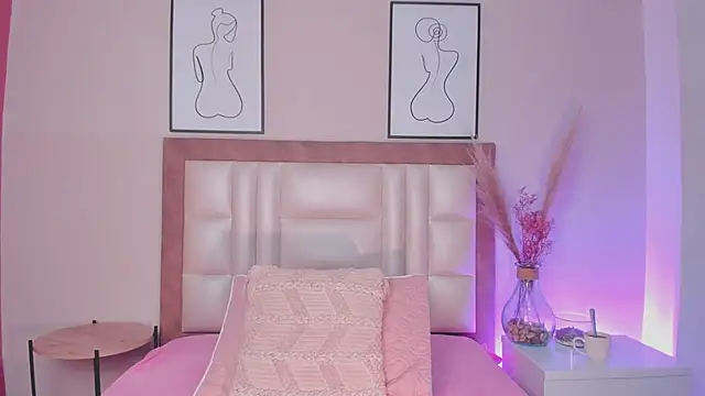 Snapshot of JupiteFox chatting on October 4, 2025, 1:07 am JupiteFox online show from October 4, 2025, 1:07 am