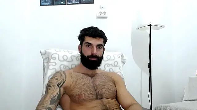 Verycutex online show from November 18, 2025, 11:35 am