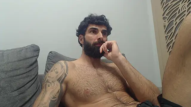 Verycutex online show from February 4, 2026, 6:03 pm