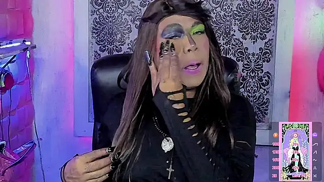 Snapshot of tsviolett chatting on September 25, 2025, 6:25 pm tsviolett online show from September 25, 2025, 6:25 pm